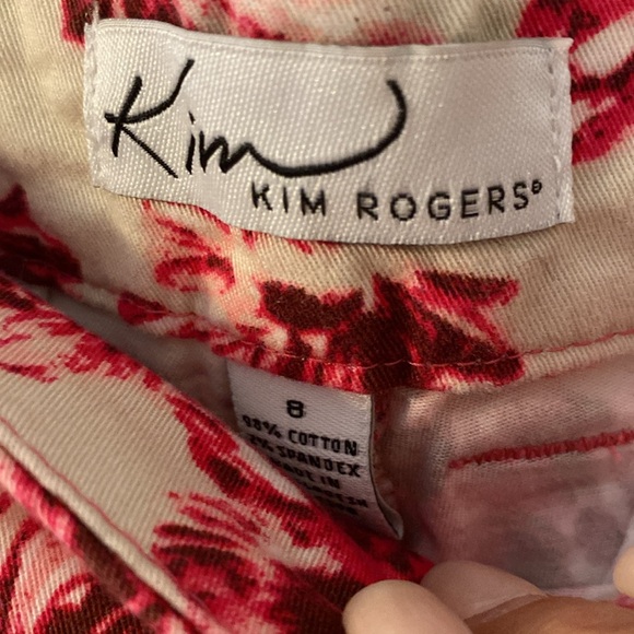 Beautiful capris size 8 - Picture 2 of 6